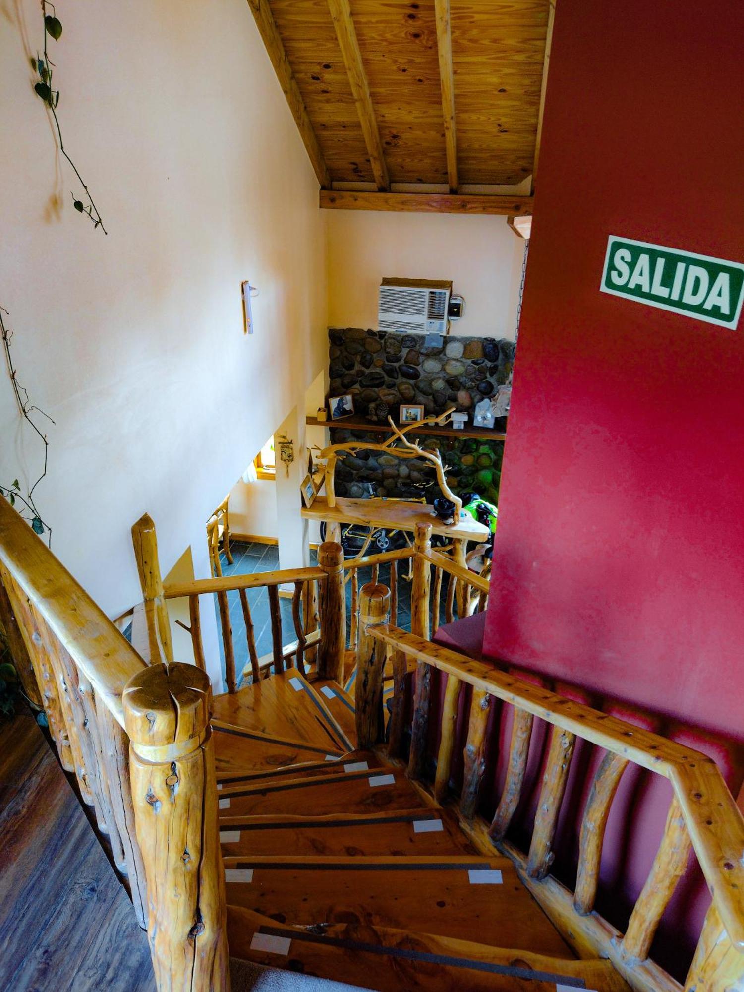 Hotel Y Cabanas Casa De Piedra Trevelín Luaran gambar